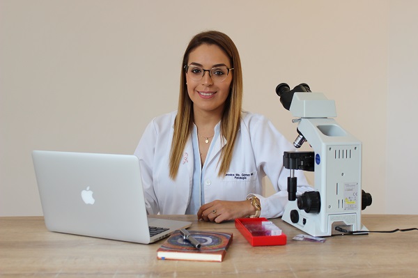 Jessica María Gómez, Patóloga de la nueva clínica Medicádiz