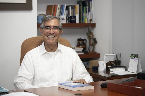 César Vallejo, Rector Universidad de Ibagué